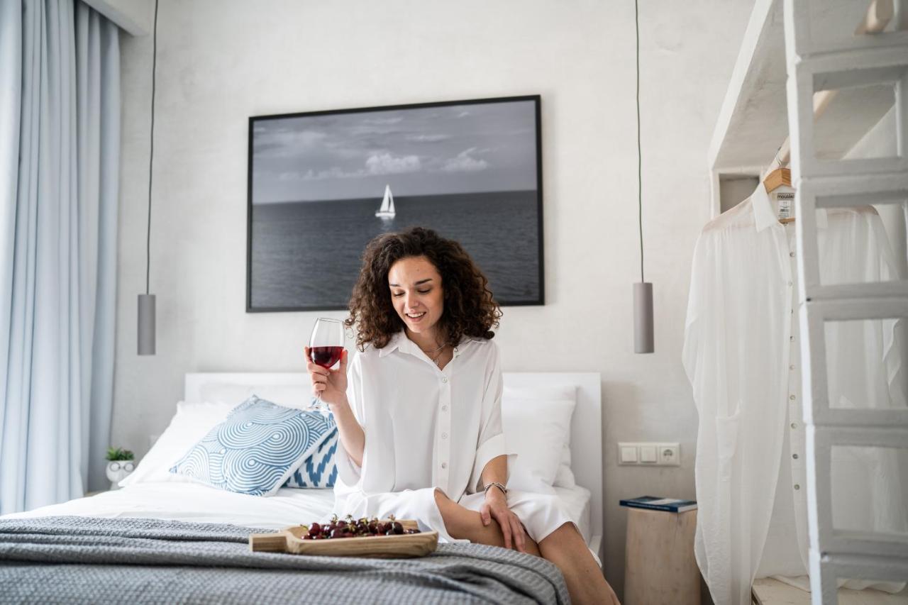 Iraklitsa Suites Nea Iraklitsa Exteriör bild